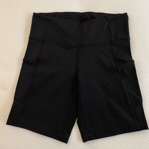 Lululemon Fast and Free High-Rise Short 8" Inseam, Black, Size 8